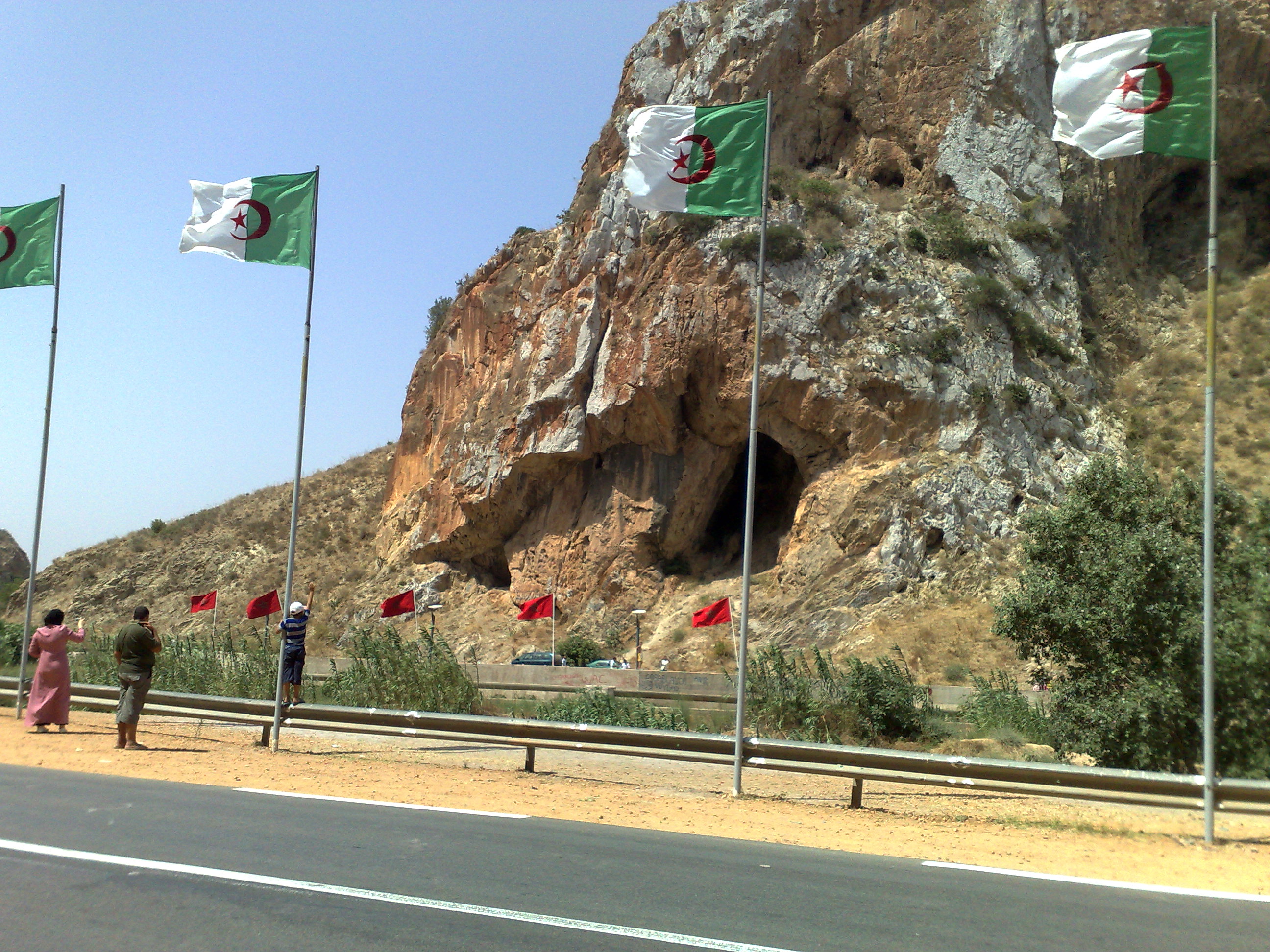 هذه هي الشروط الجديدة للجزائر لفتح حدودها مع المغرب