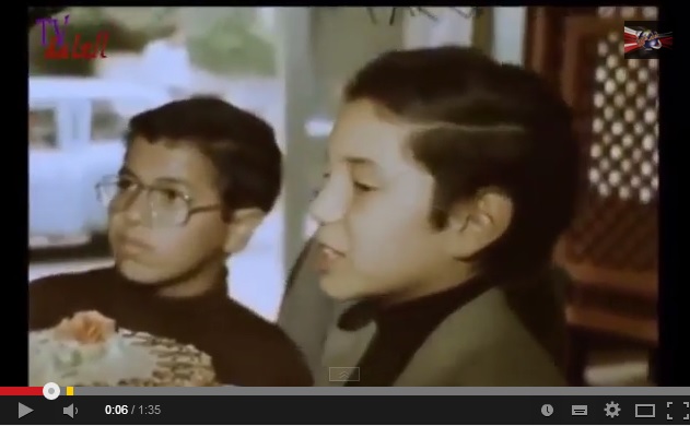 بالفيديو :شاهدوا محمد السادس طفلاً يَقتني الحلوى ويضرب شقيقته بالقصر