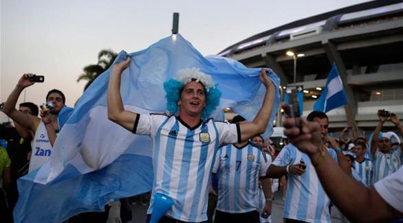 ضربات الجزاء بين الأرجنتين و هولندا تُودي بحياة مشجعين أرجنتينيين